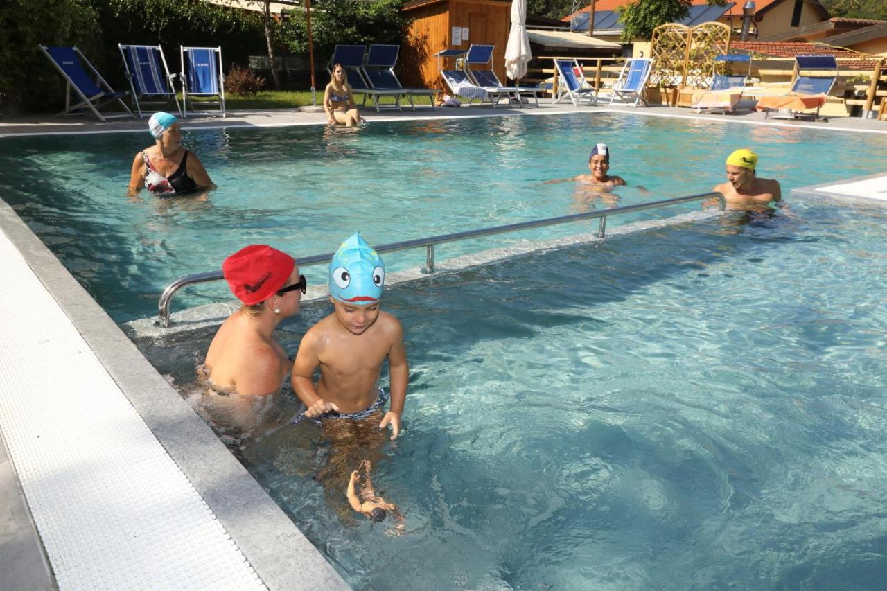 Villaggio Camping Valdeiva Deiva Marina Bagian luar foto